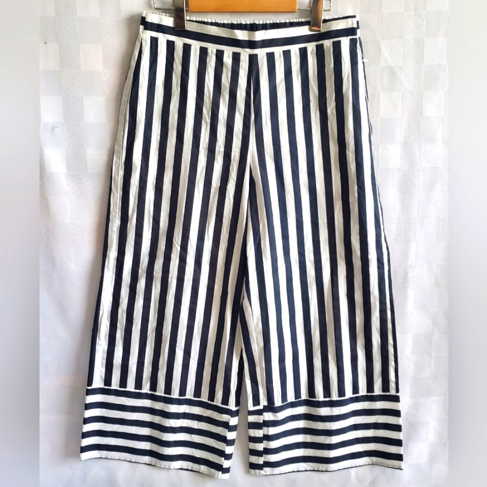 Women's Wide Leg Cropped Pants Black and White Striped Summer Beachy Coastal MED